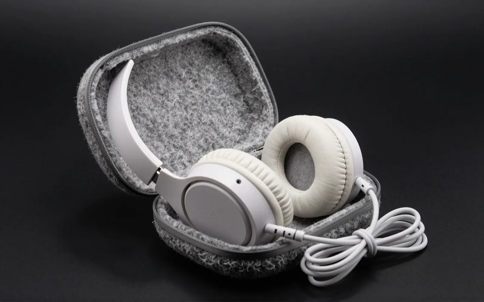 GOYO One folded in its felt case